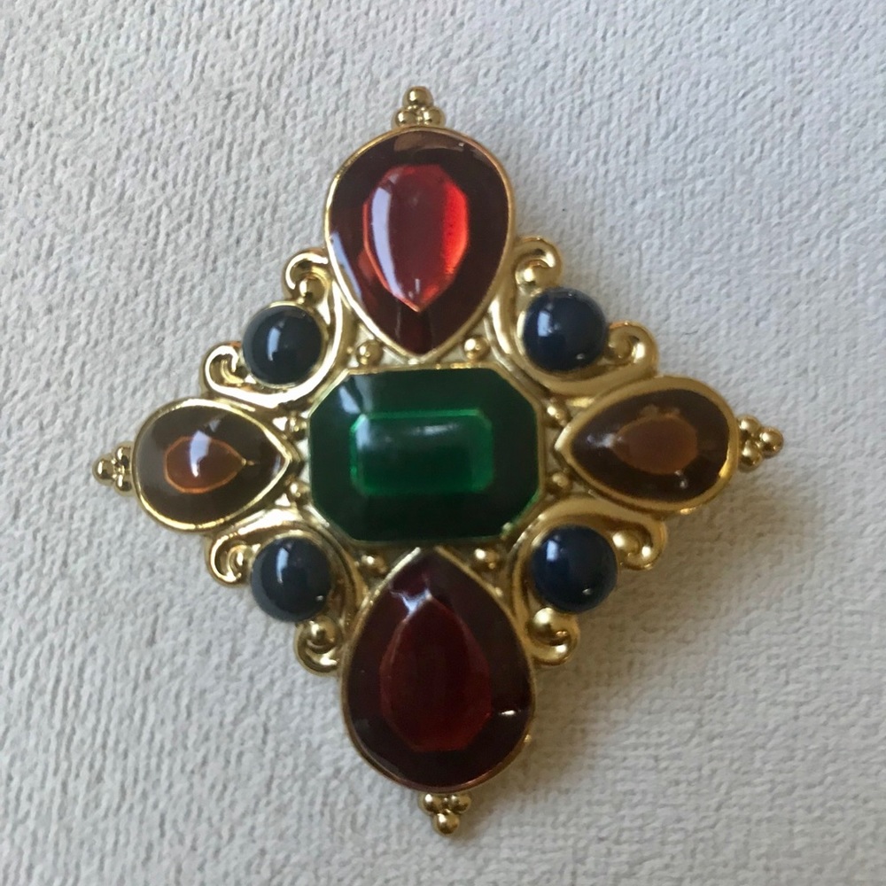 JAY STRONGWATER cabochon Scarf or Slide Pe…